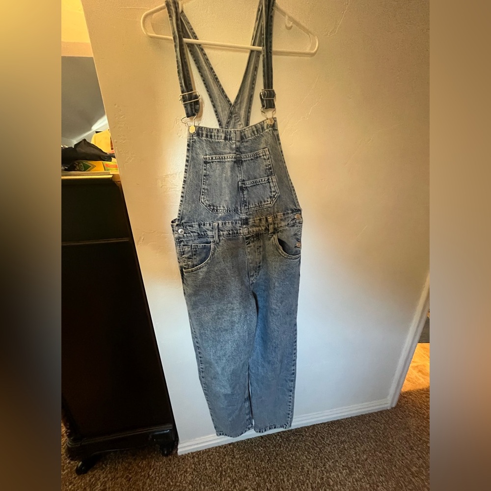 We The Free Light Wash Denim Overalls - Faded Blue
